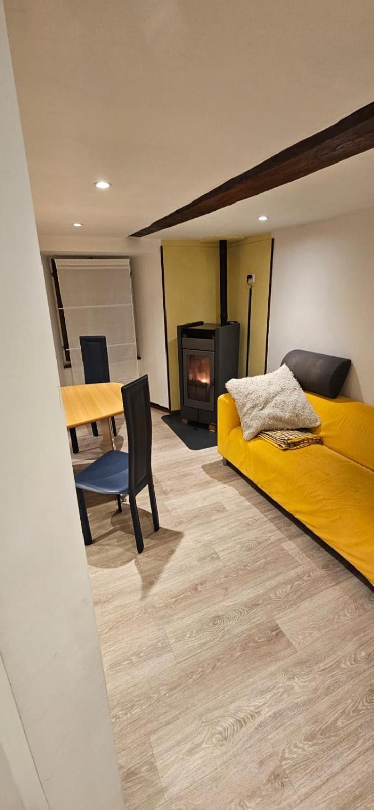 Airolo With Private Parking Apartman Kültér fotó