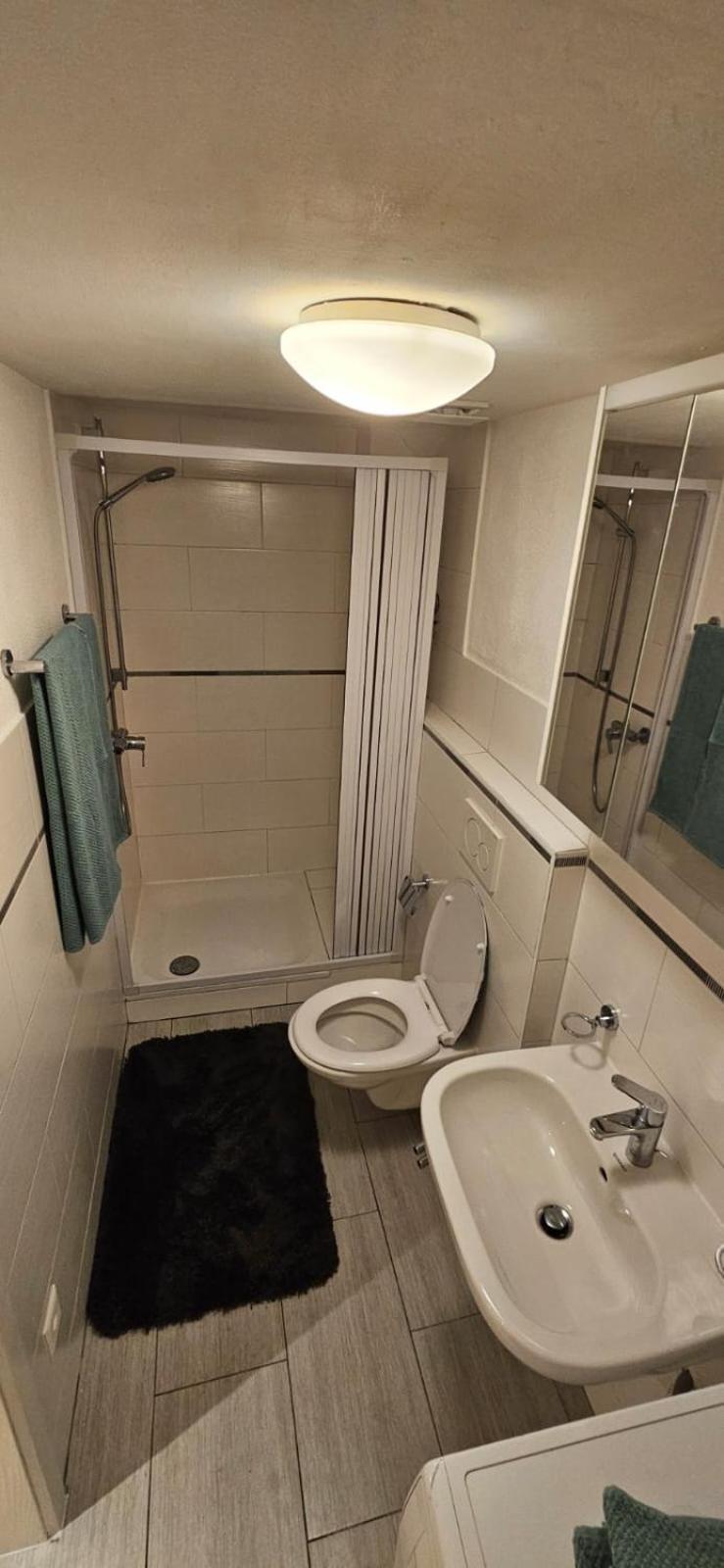Airolo With Private Parking Apartman Kültér fotó